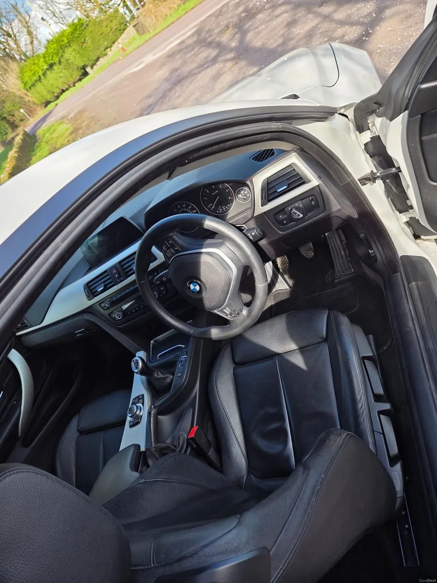 BMW 4-Series 2016 - Image 4