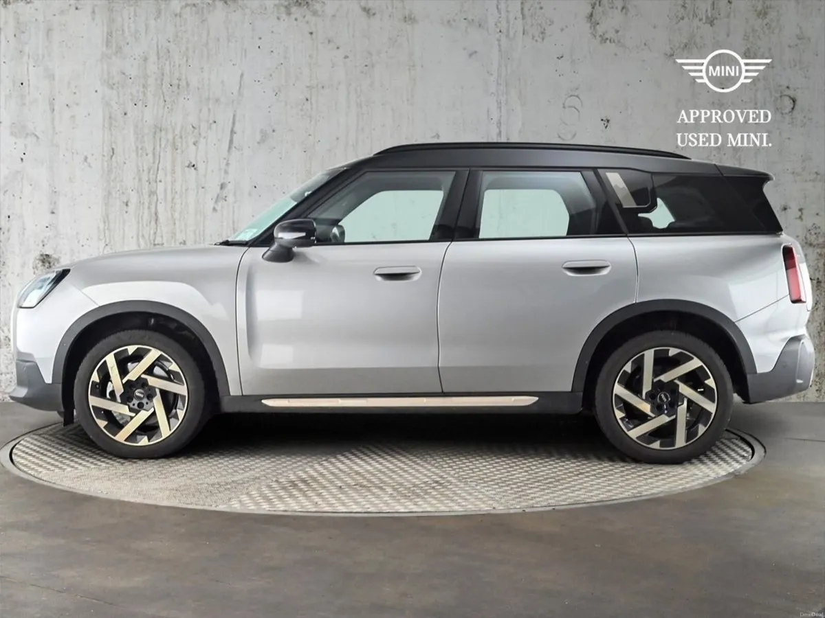 Mini Countryman C - Image 3
