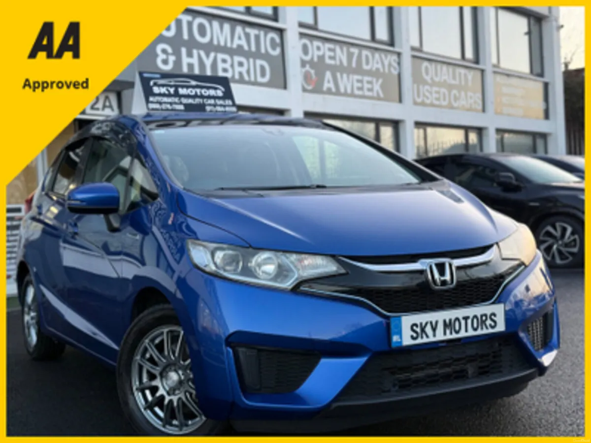 2016 Honda Fit  1.5 Hybrid auto Top Specs - Image 1