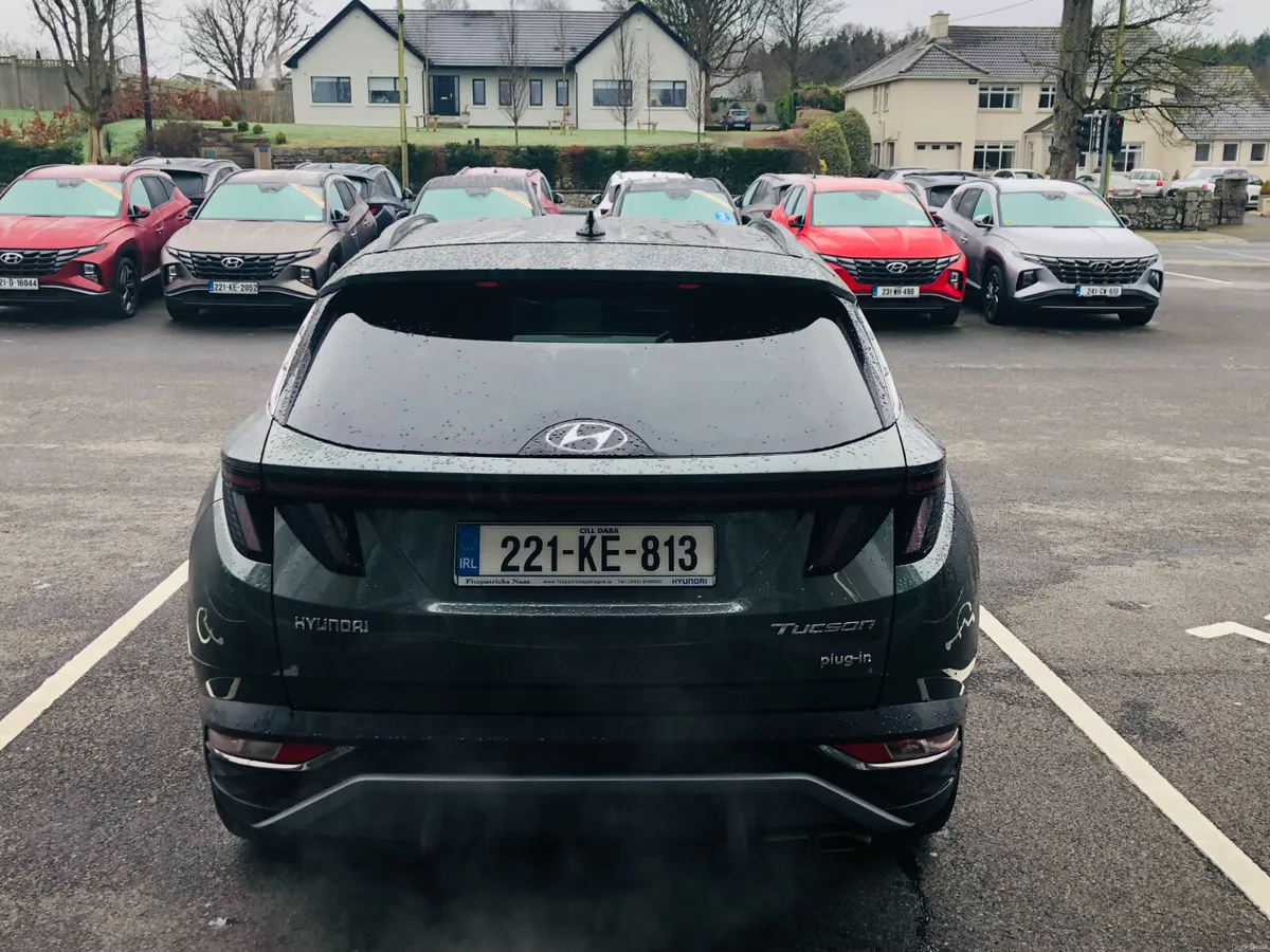 Hyundai Tucson Executive Plus 1.6 Plug-In Hybrid - Image 4