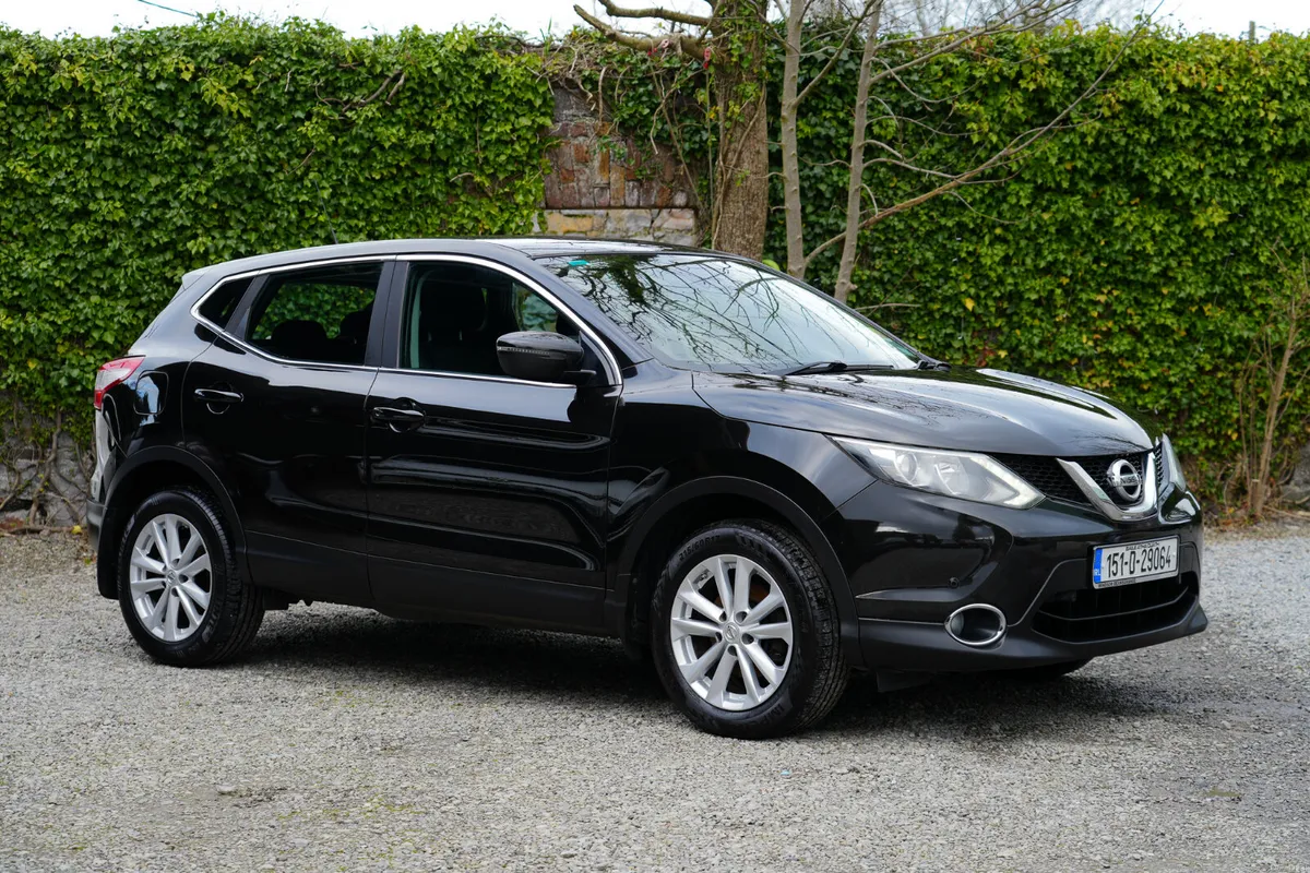 2015 Nissan Qashqai (Extensively Serviced) - Image 1