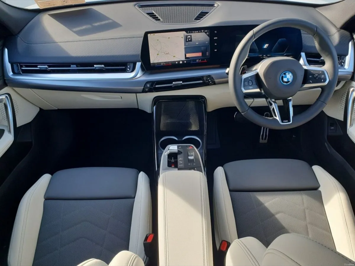 BMW iX2 iX2 eDrive20 M Sport - Image 4
