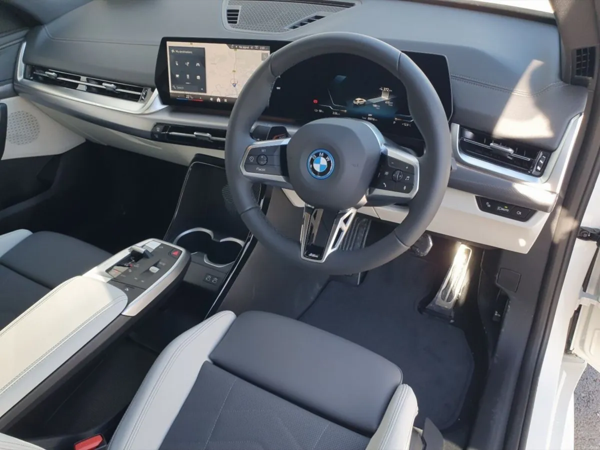 BMW iX2 iX2 eDrive20 M Sport - Image 6
