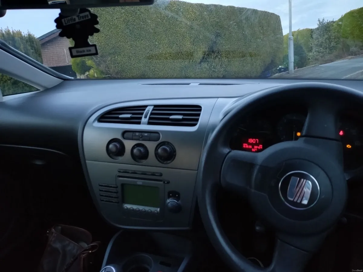 SEAT Leon 2009 - Image 4