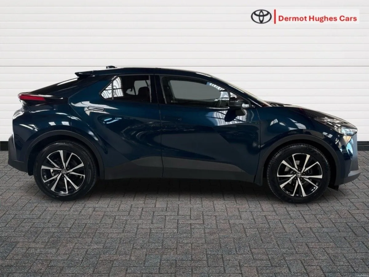 Toyota C-HR HYBRID SPORT AUTO - Image 3