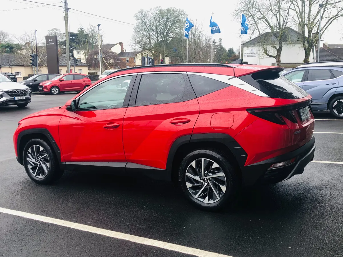 Hyundai Tucson Executive Plus 1.6 Diesel - Image 3