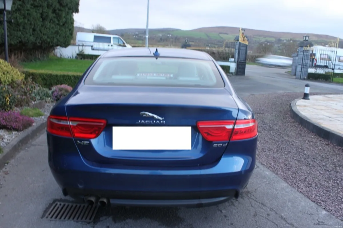 JAGUAR 2.0L AD J200 PRESTIGE AUTO,  2015 - Image 2