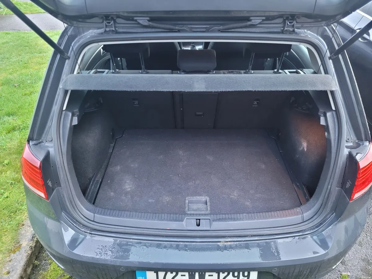 2017 Volkswagen Golf 1.6 TDI Nav BMT - Image 3