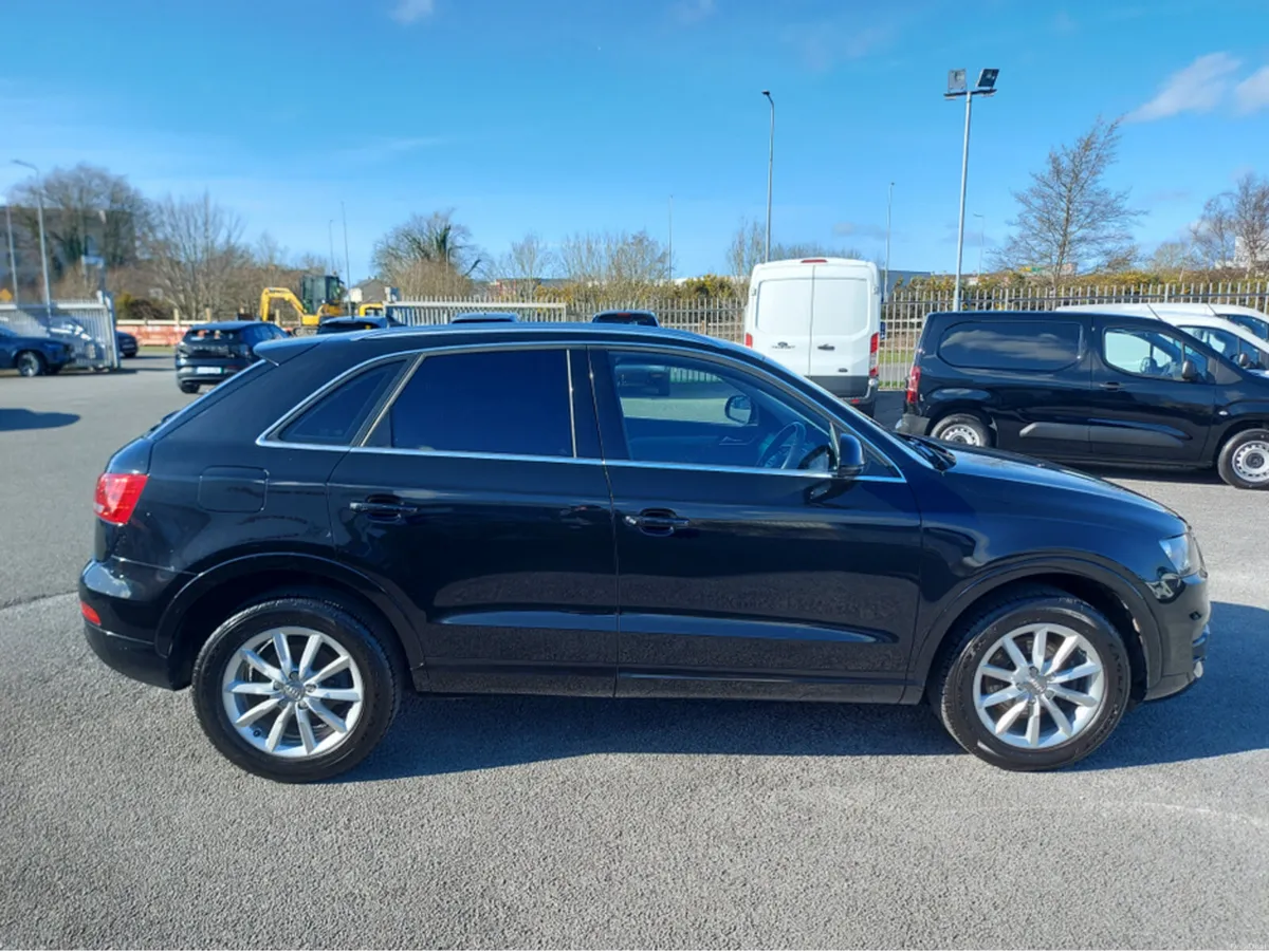 Audi Q3 2.0 TDI SE 5DR 138BHP - Image 2