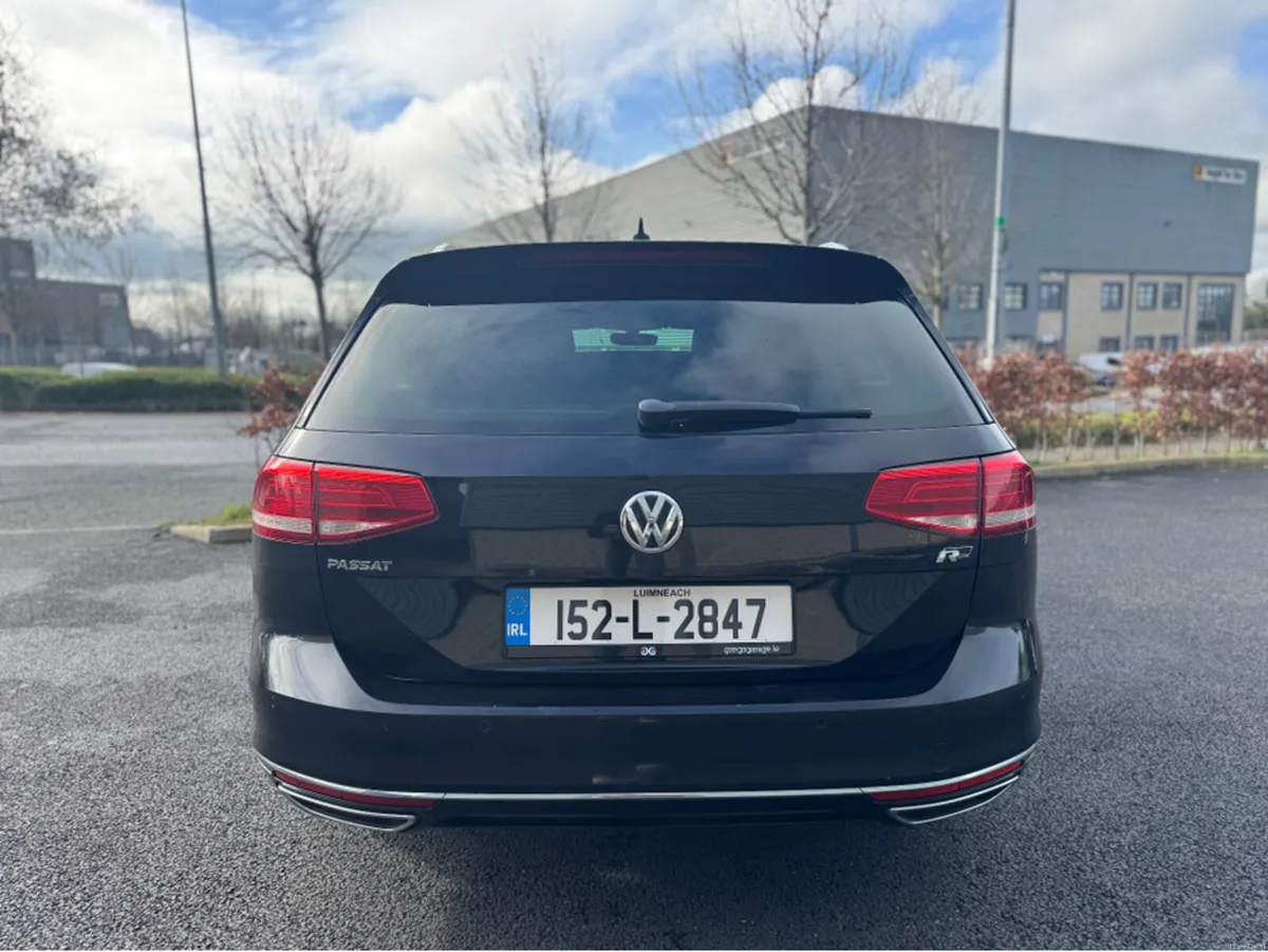 Volkswagen Passat 2.0 TDI R-LINE BLUEMOTION *NEW T - Image 4