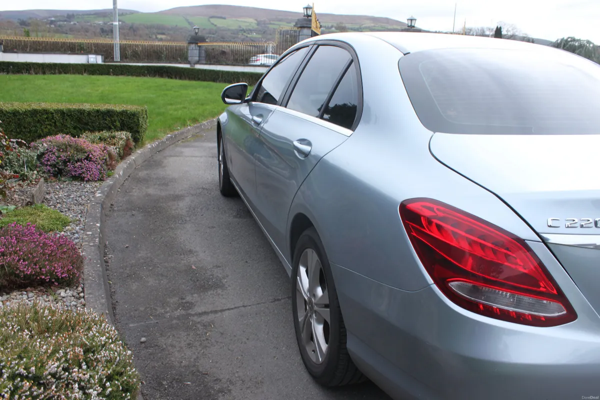 Mercedes-Benz C220 D AUTO, 2016 - Image 4