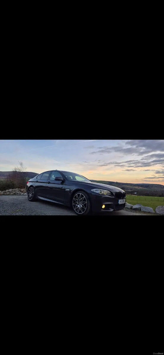 BMW 5-Series 2011 - Image 1