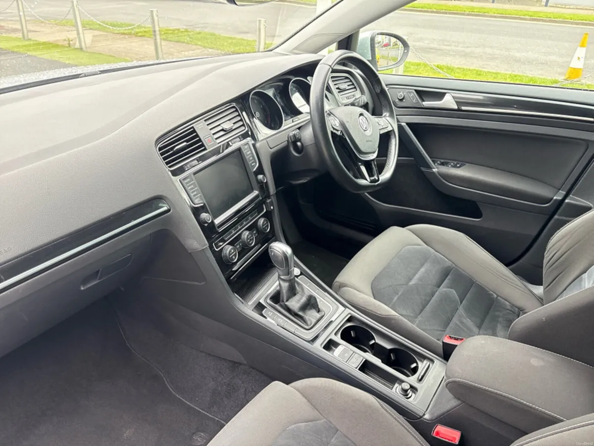 Volkswagen Golf 1.4L Petrol Automatic *Highline* - Image 3