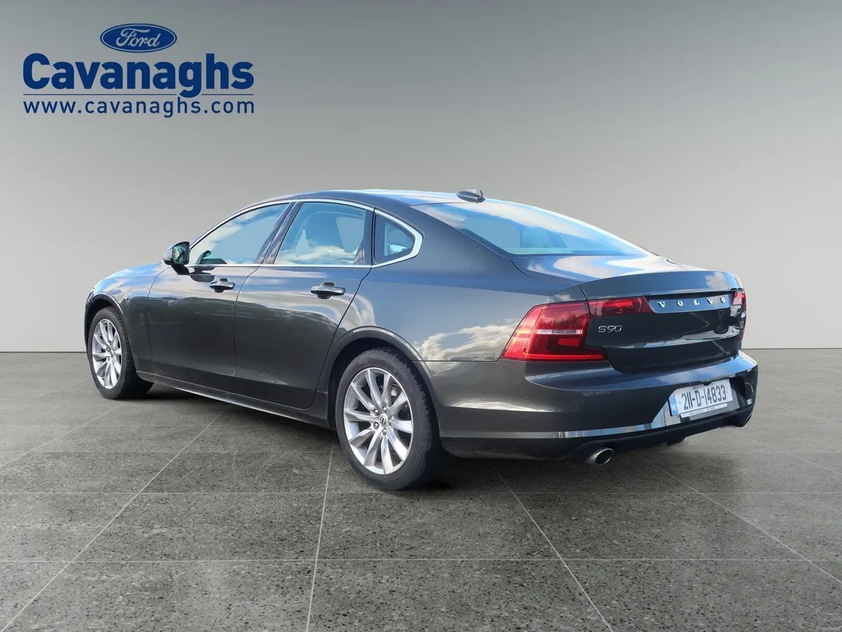 2021 VOLVO S90 D4 MOMENTUM AUTO 4DR - Image 3