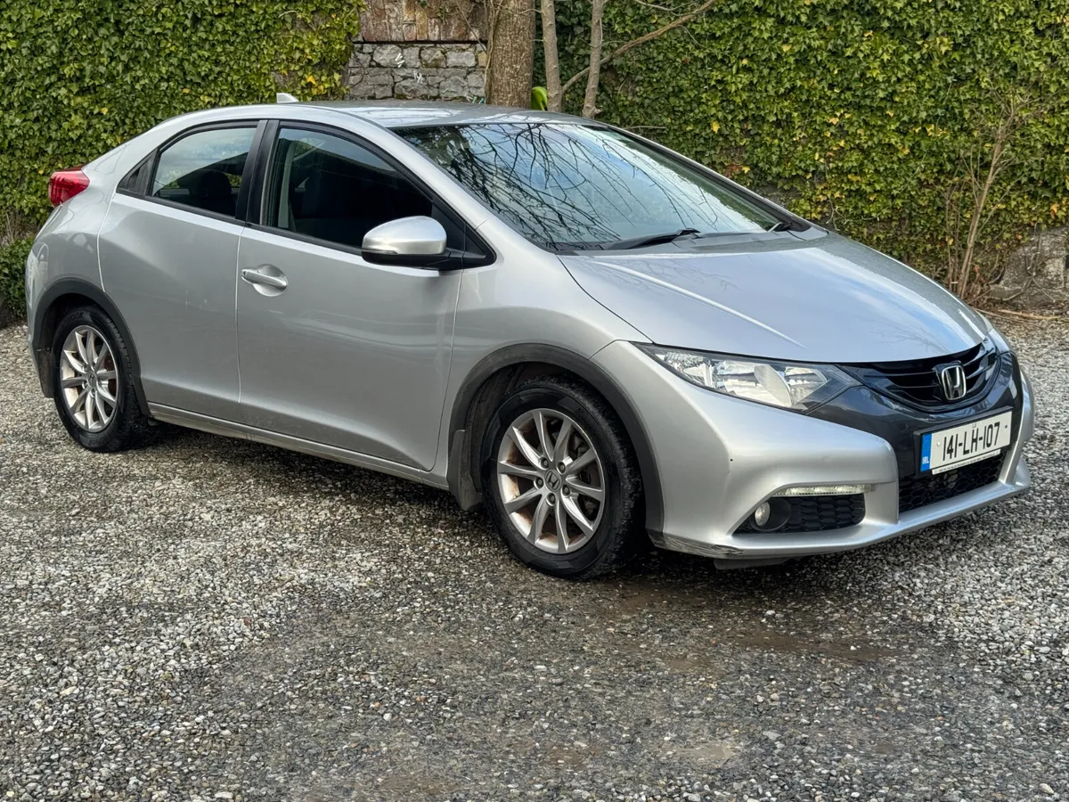 2014 Honda Civic 6 Speed Manual - Image 1