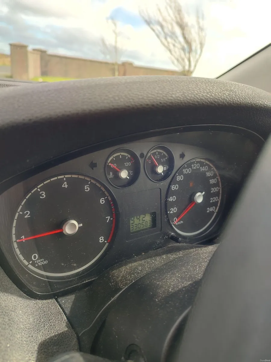 Ford Focus 2005 - Image 1