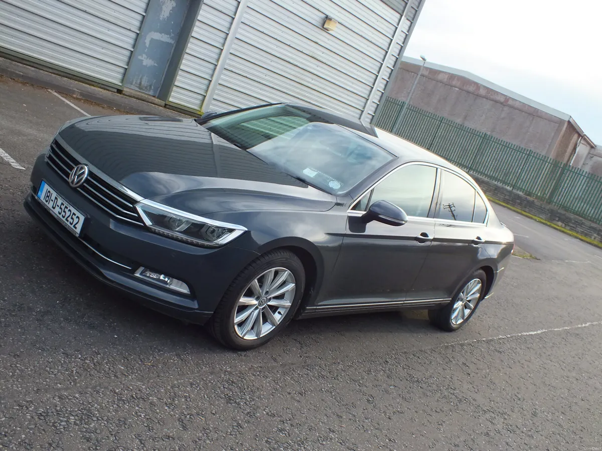 Volkswagen Passat 2018 - Image 4