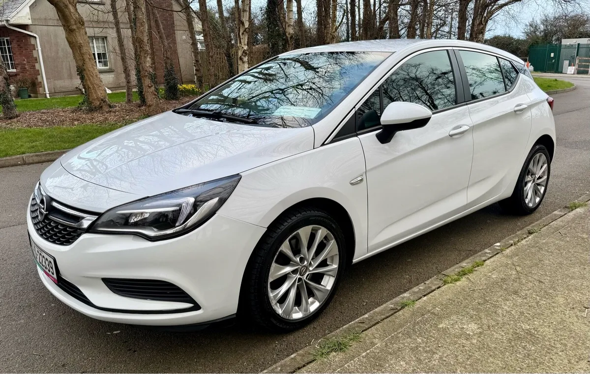 2017 Opel Astra SC 1.6Cdti - Image 2