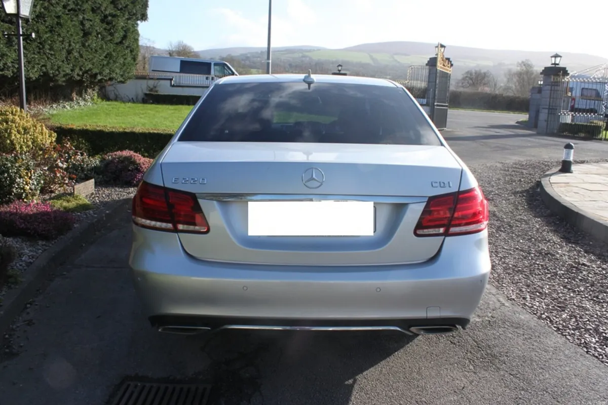 Mercedes-Benz E220 CDI AUTO, 2014 - Image 2