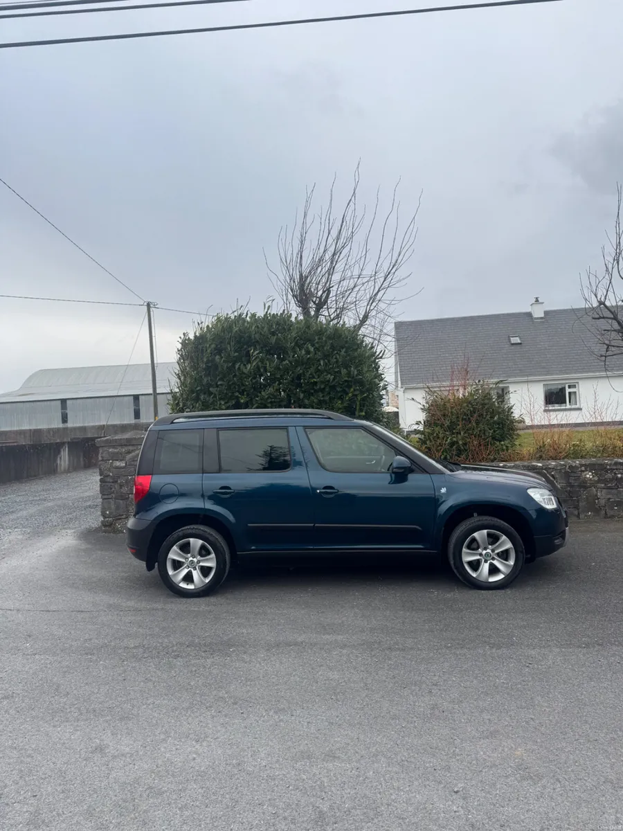 Skoda Yeti 2013 - Image 2