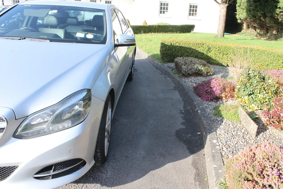 Mercedes-Benz E220 CDI AUTO, 2014 - Image 5