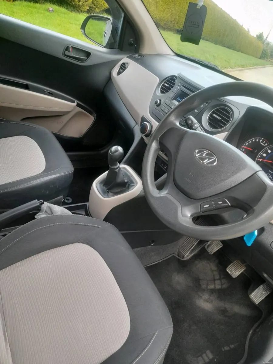 Hyundai i10 - Image 3