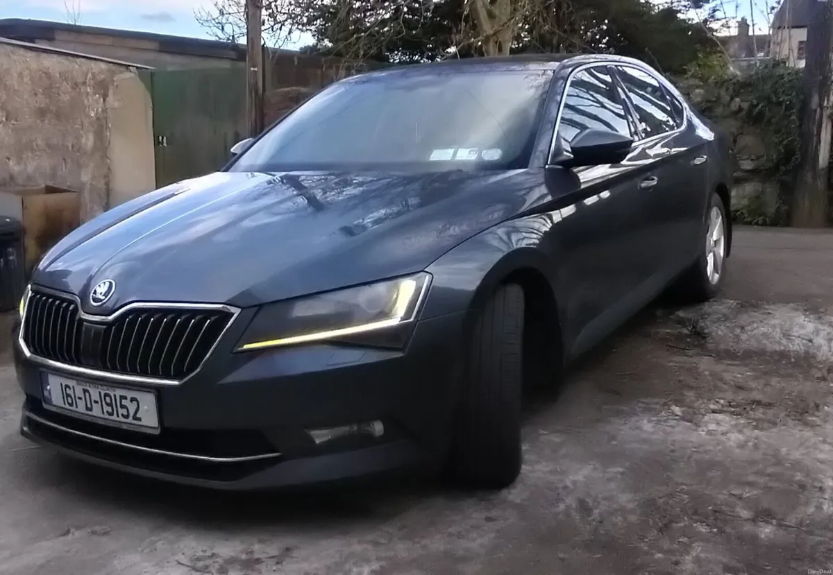 Skoda Superb 2016 - Image 3