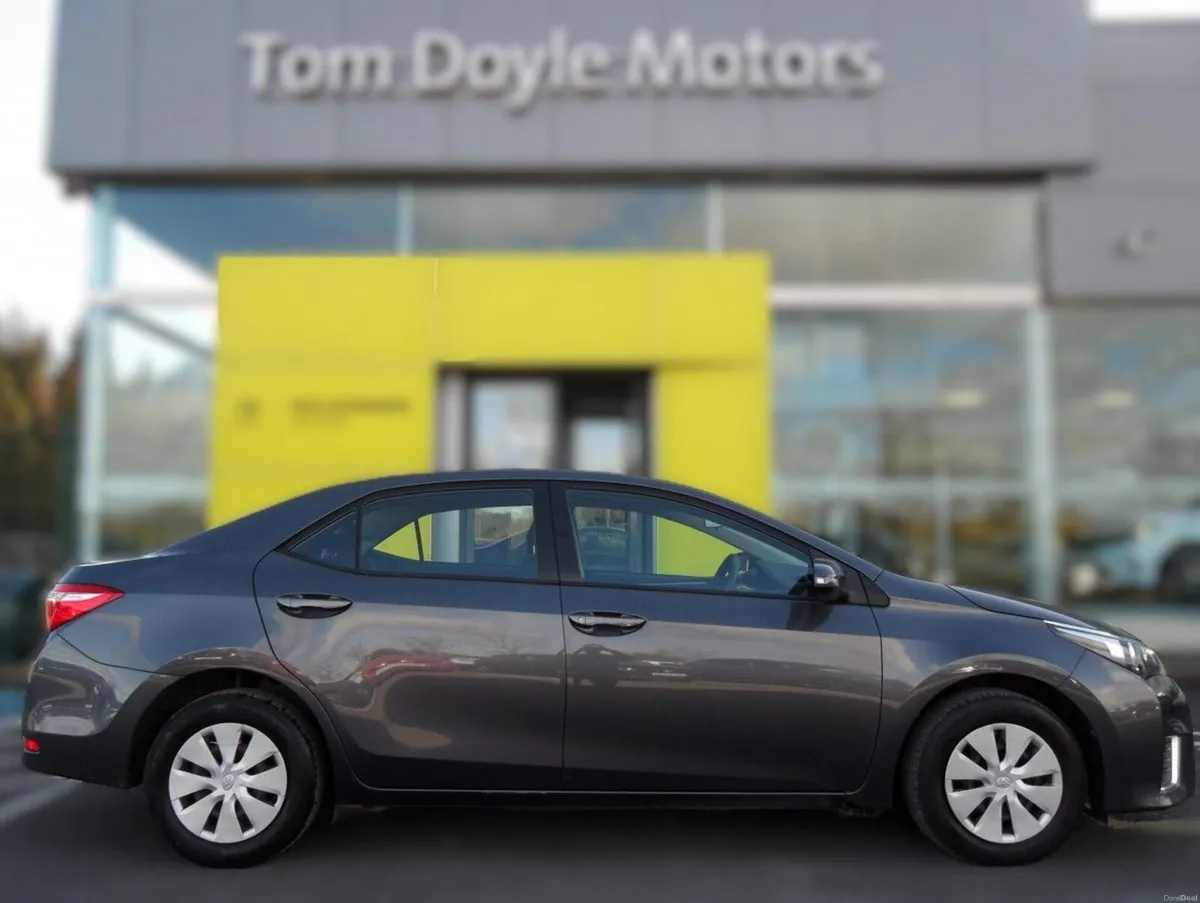 Toyota Corolla D-4D 90 (1.4) Terra - Image 1