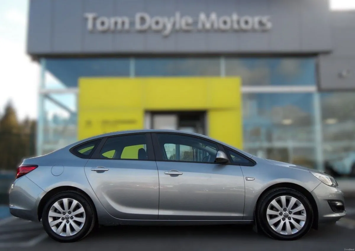 Opel Astra 1.7 CDTI 110PS SC - Image 1