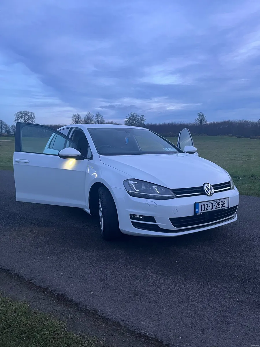 VW GOLF 1.2L AUTO - Image 4