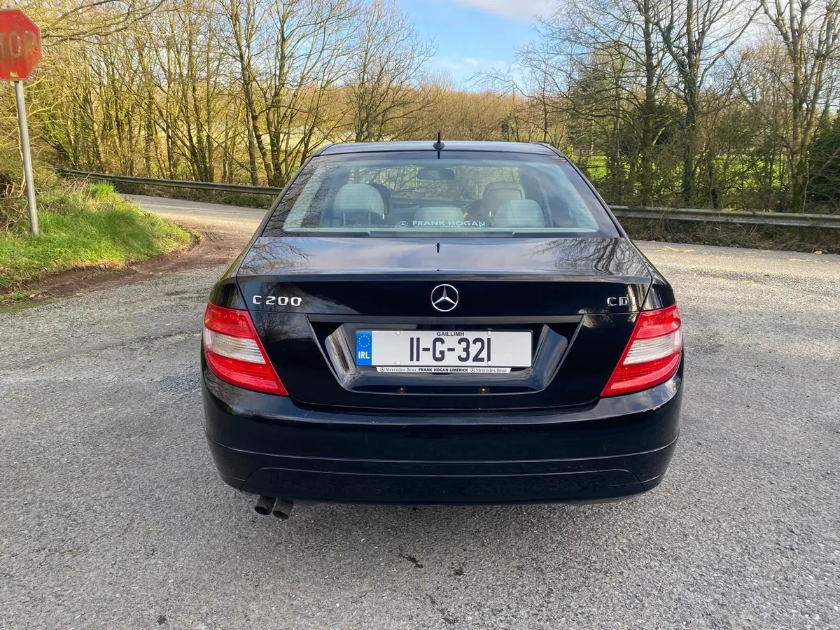 2011 Mercedes C220 - Image 4