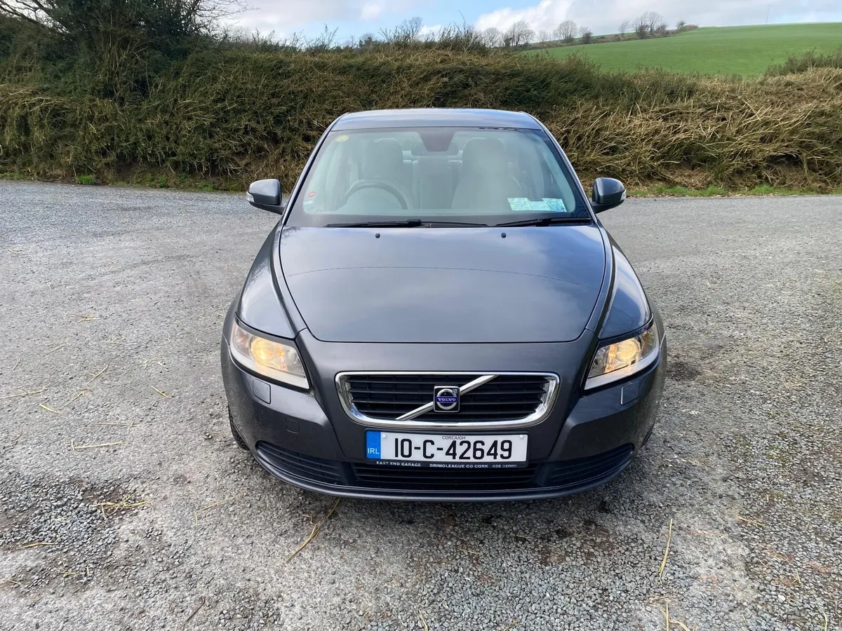 2010 Volvo S40 1.6 - Image 2