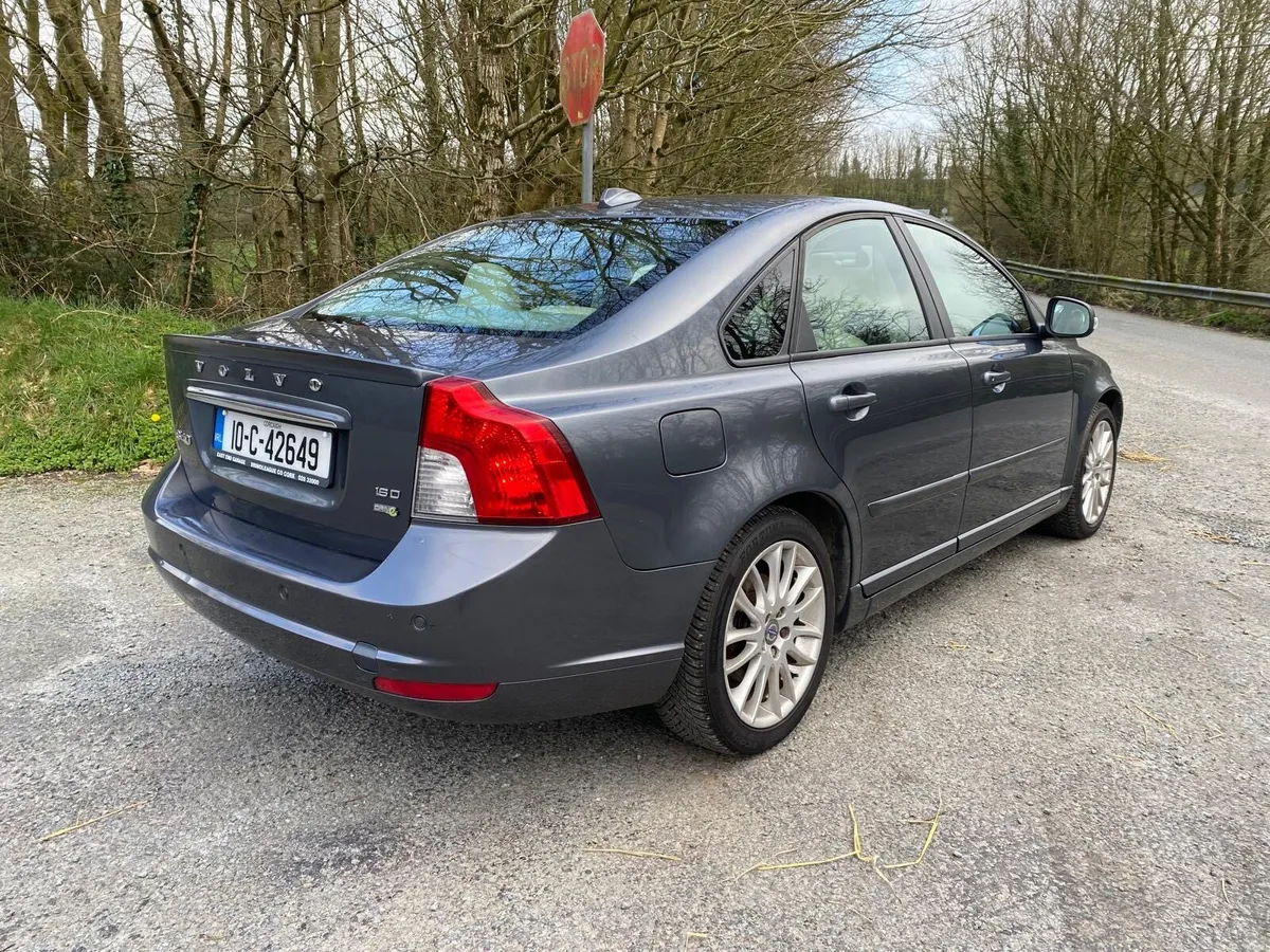 2010 Volvo S40 1.6 - Image 4