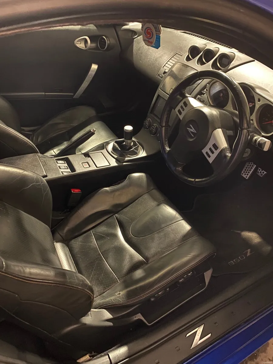 Nissan 350Z 2004 - Image 4