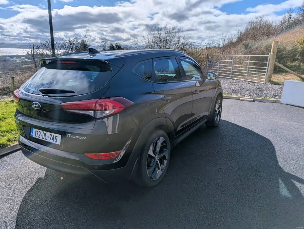 Hyundai Tucson 1.7 Diesel Executive - Image 3
