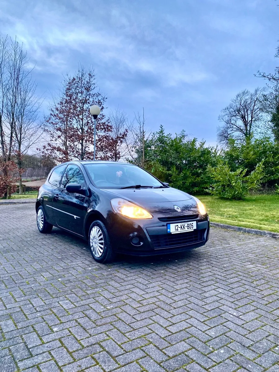 Renault Clio - Image 1