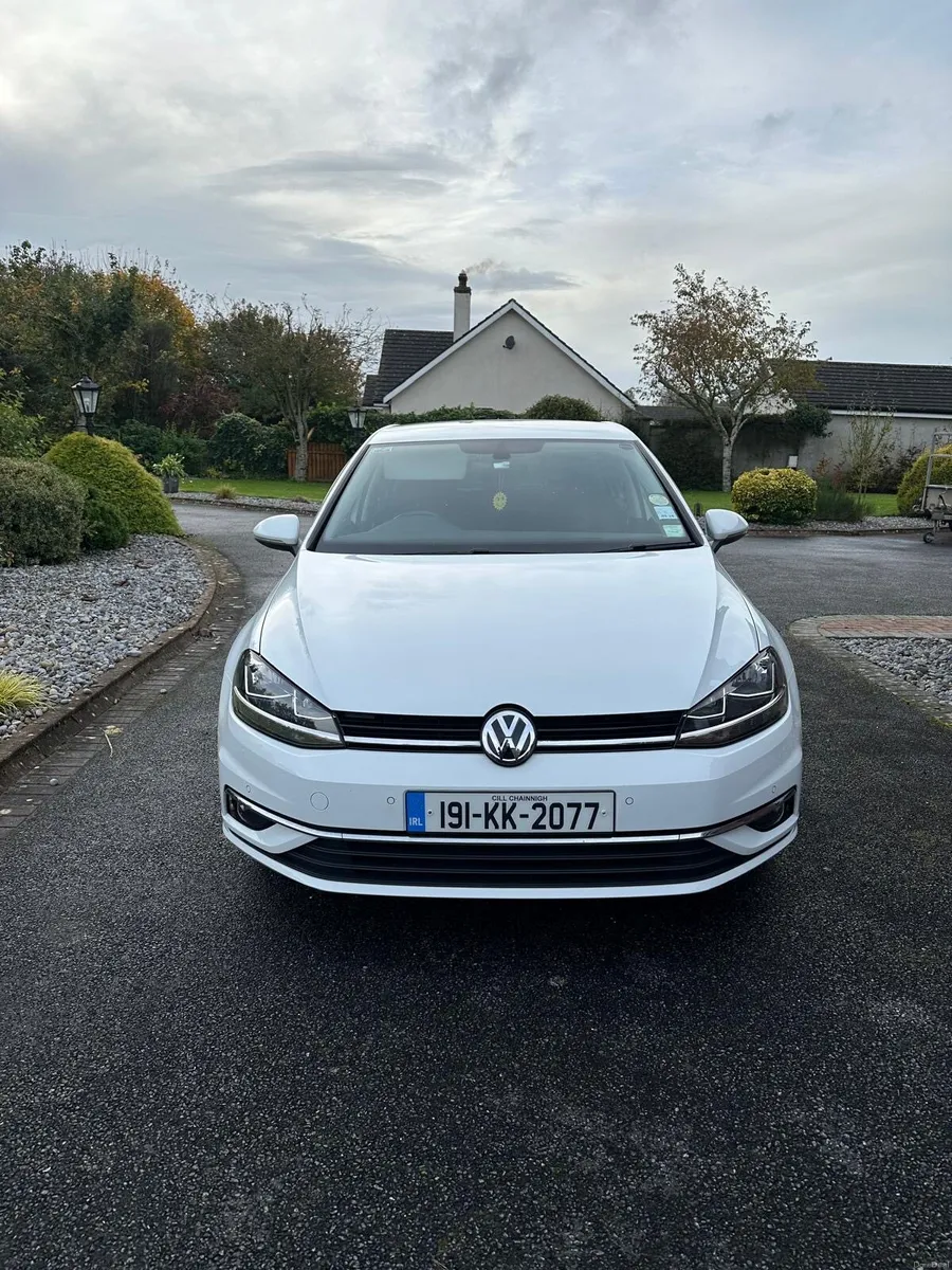 Volkswagen Golf - Image 1