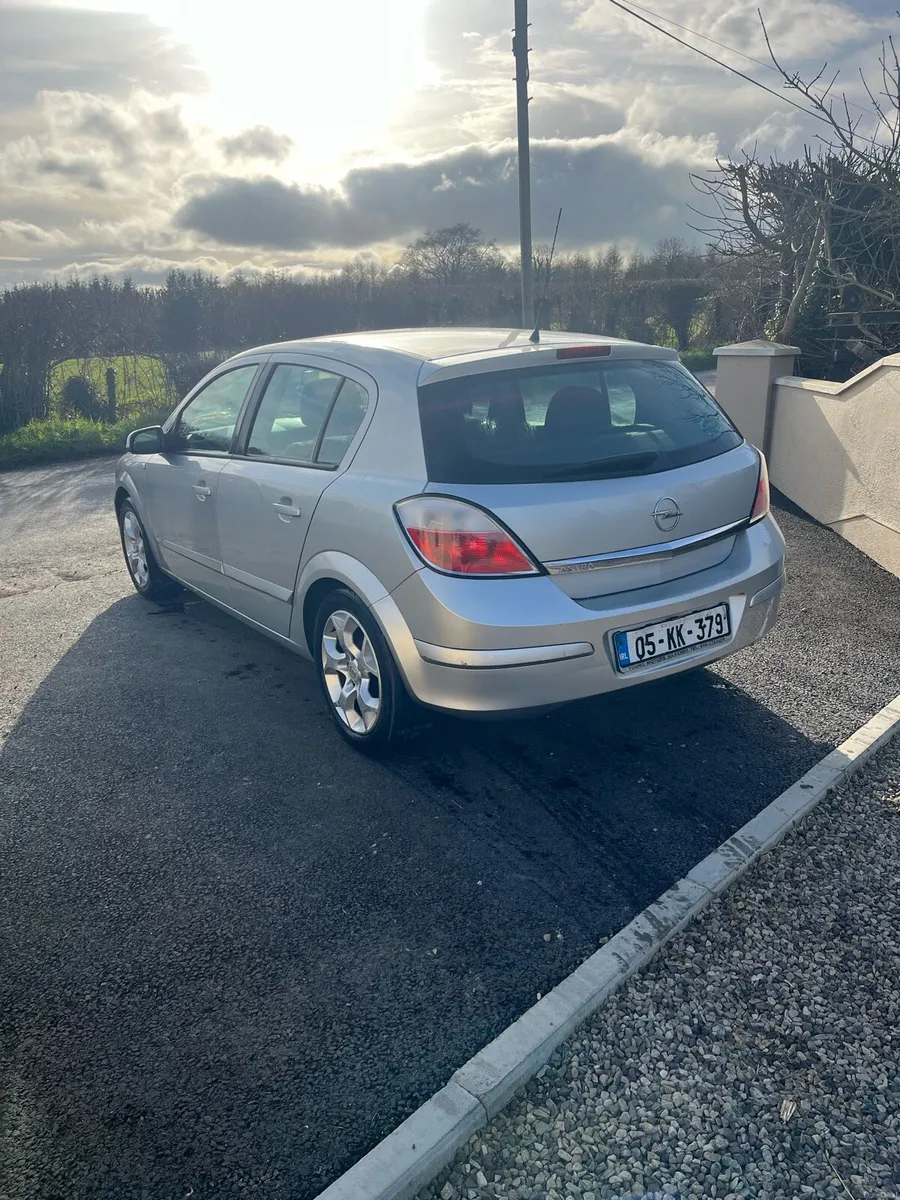 Opel Astra (low milage) - Image 3