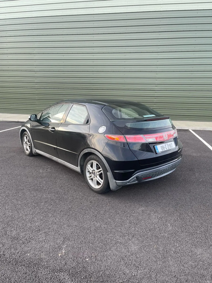 2009 Honda civic *New Nct* - Image 3