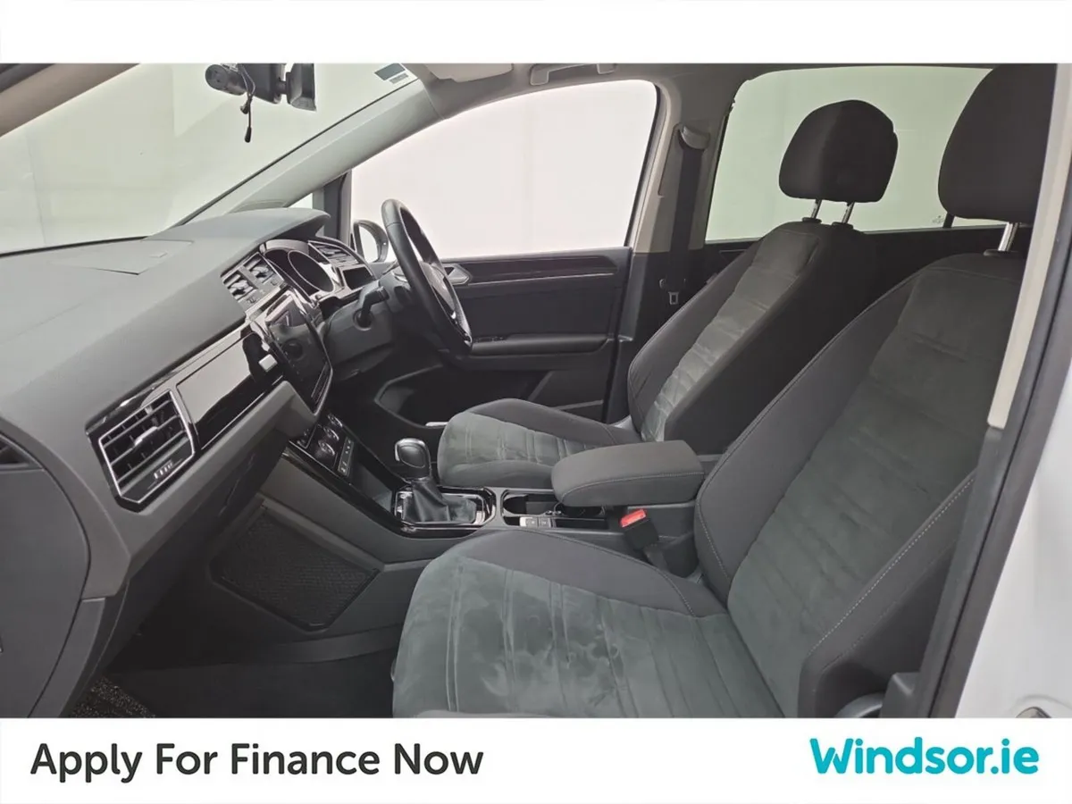 Volkswagen Touran 1.4 TSI Highline 7 Seater - Image 4