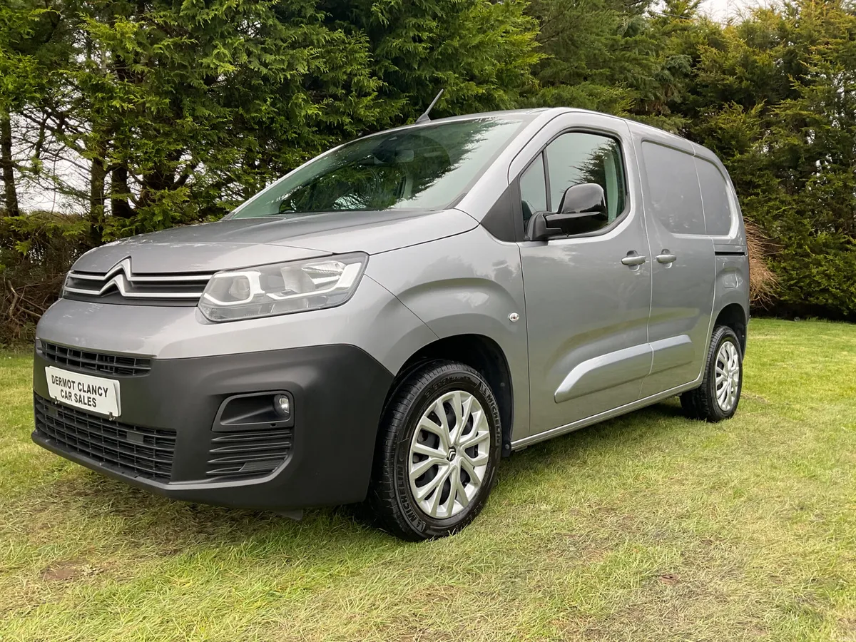 2024 Citroen Berlingo DRIVER EDITION *(10,036Mls)* - Image 3