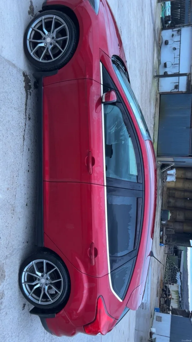 Ford focus 1.6 (2011) - Image 3