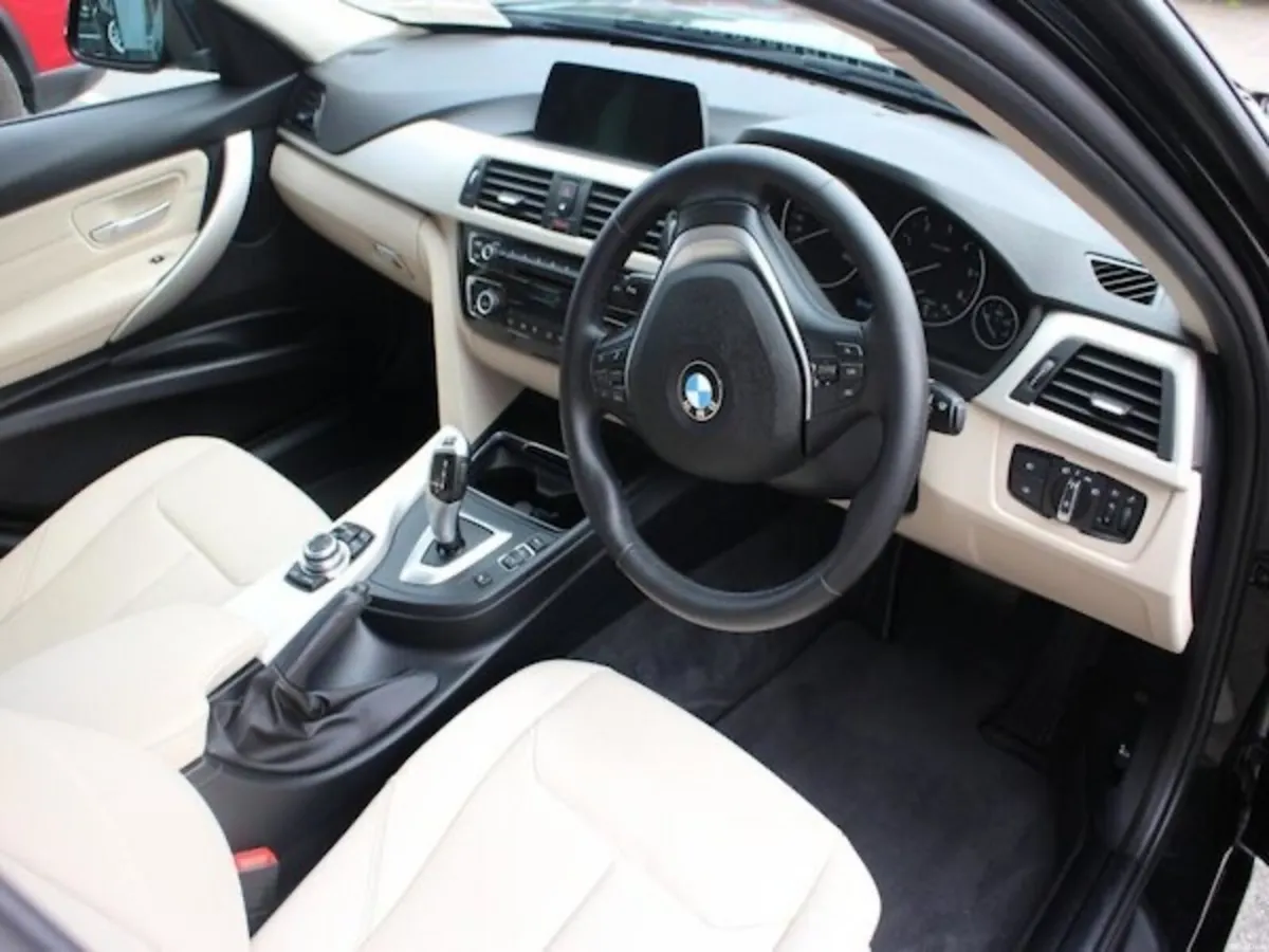 For sale mint small milage/ BMW-318 fresh nct.. - Image 3