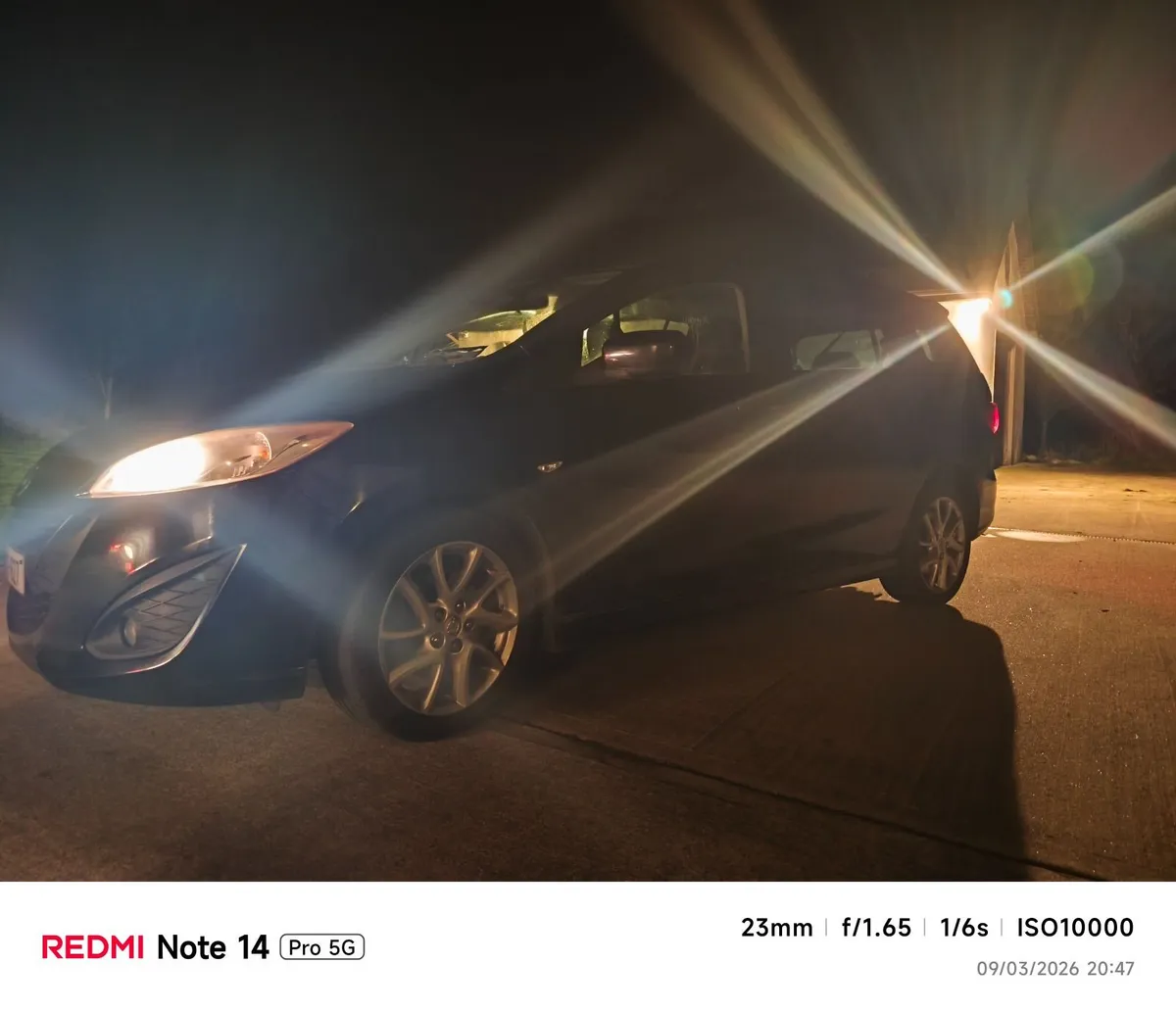 Mazda Mazda5 2012 - Image 2