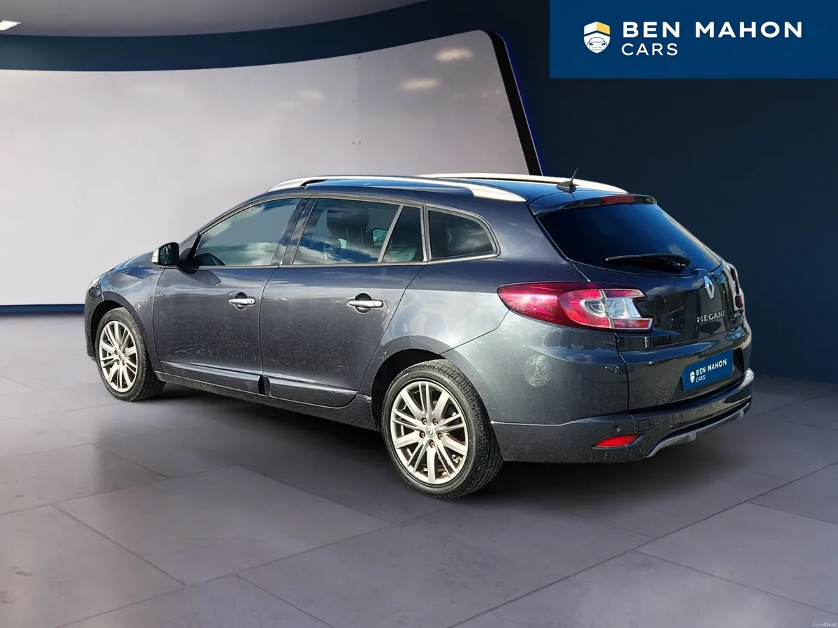 Renault Megane GT Line Estate - Image 3