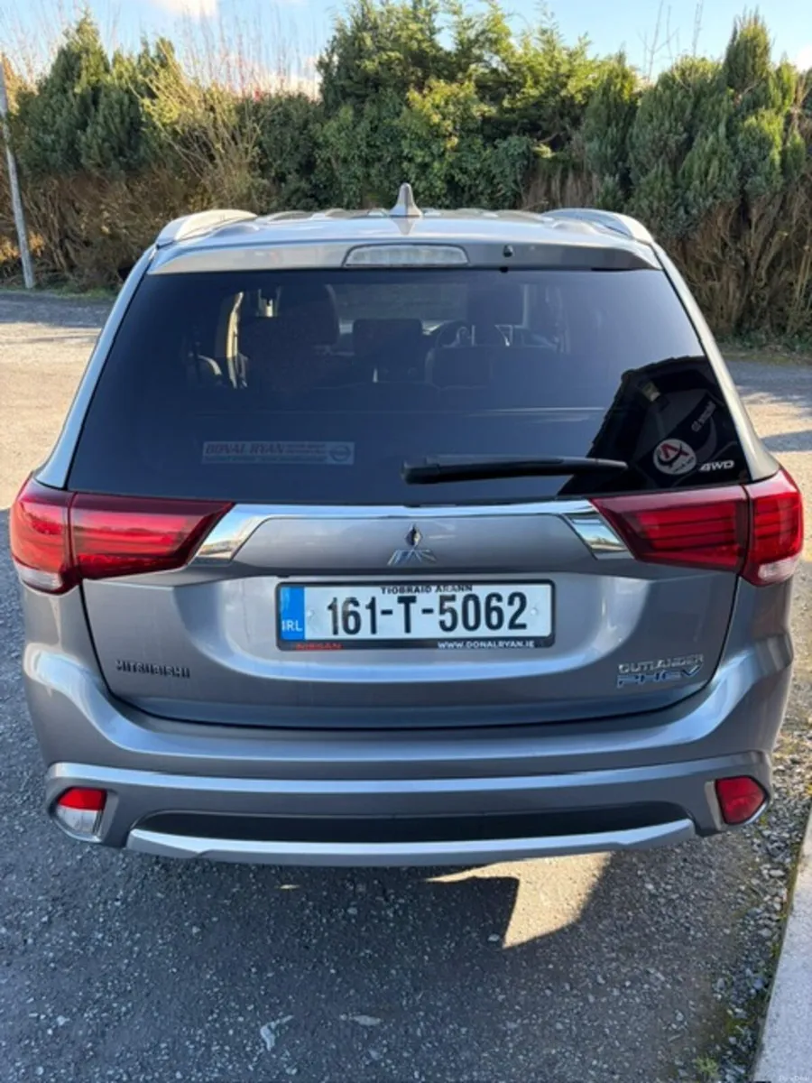 Mitsubishi Outlander 2016 - Image 4