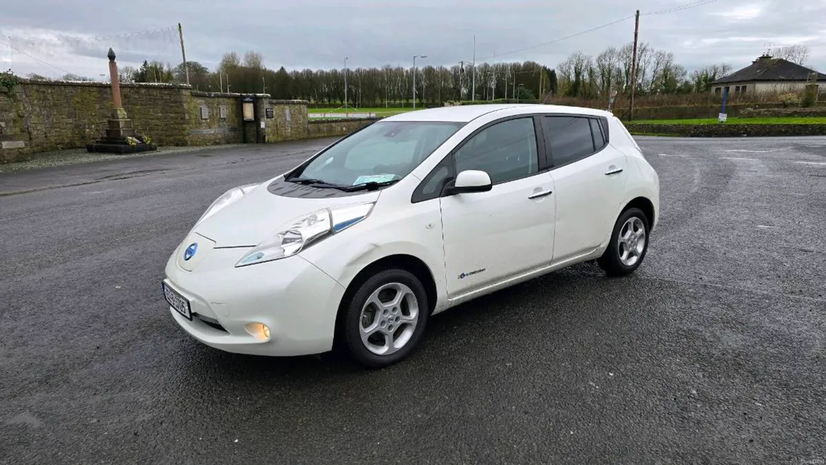 2015 Nissan Leaf Ev full electric Automatic - Image 2