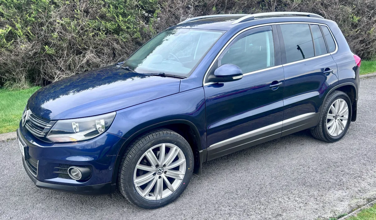 2016 Volkswagen Tiguan  2.0L  NEW NCT LOW KMS - Image 4