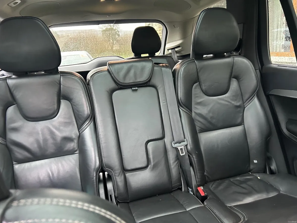 Volvo XC90 2017 - Image 2