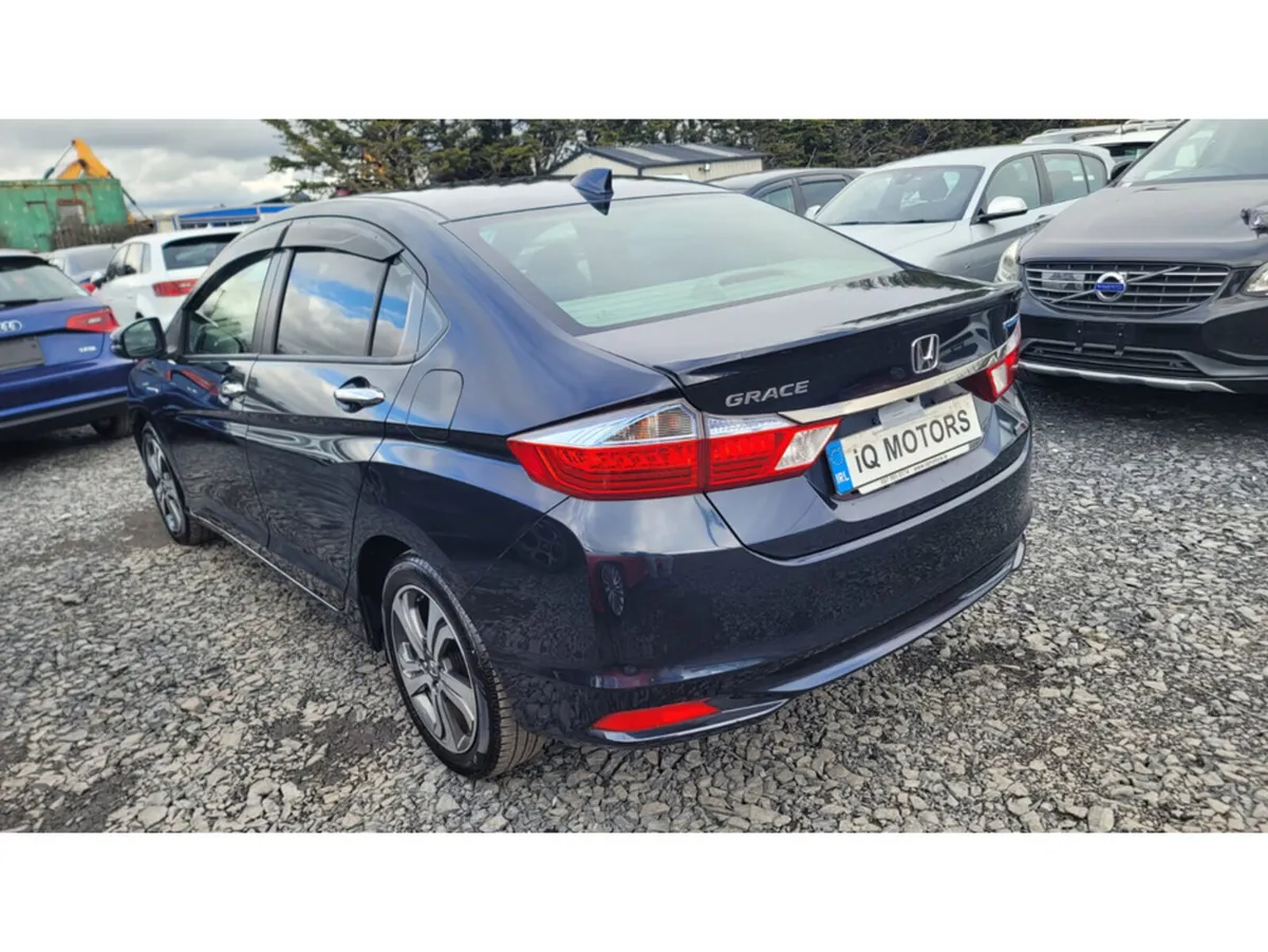 Honda Grace 1.5L Automatic Petrol Hybrid (0022) - Image 4